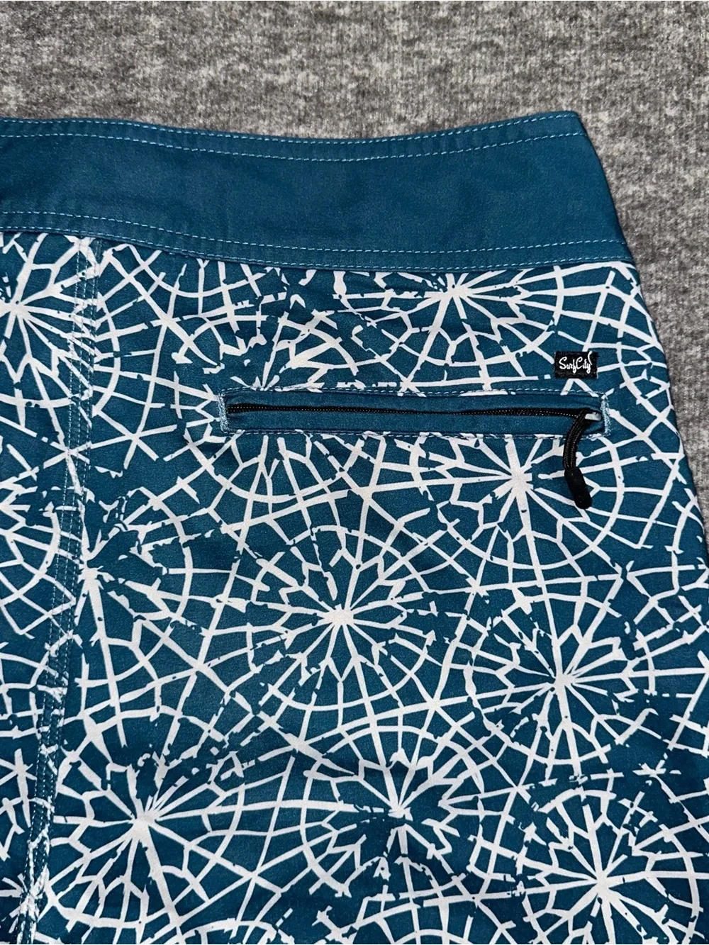 Sun City Surf Shop Board Shorts Green Gray Geometric Men's 29 Swim Trunks